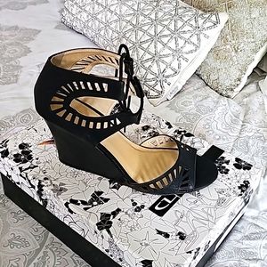 Brand new wedges